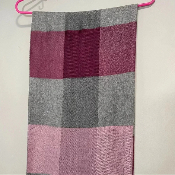 New Multicolor Chelsey Scarf  100% Viscose - Picture 9 of 14